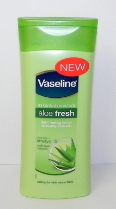 Picture of £2.29 VASELINE 200ml GREEN ALOE SOOTHE