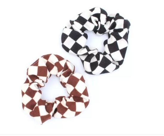 Picture of £1.29 MOLLY ROSE CHECKED SCRUNCHIES