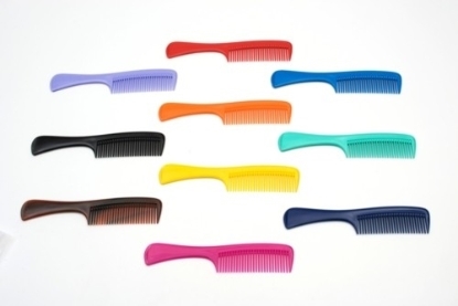 Picture of £0.79 HANDLE COMB ASSTD LOOSE